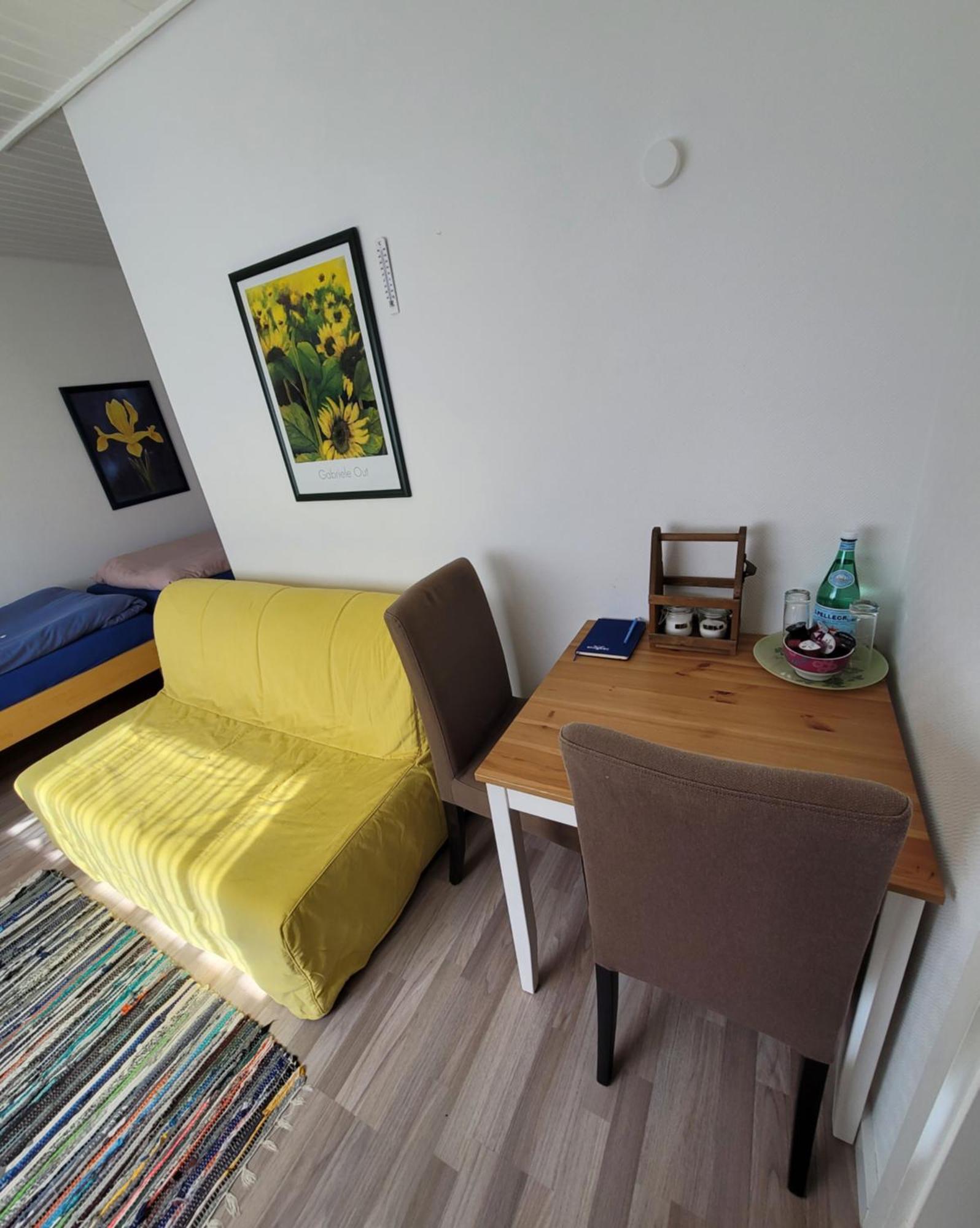 Messezimmer Am Thewissenweg Düsseldorf Extérieur photo