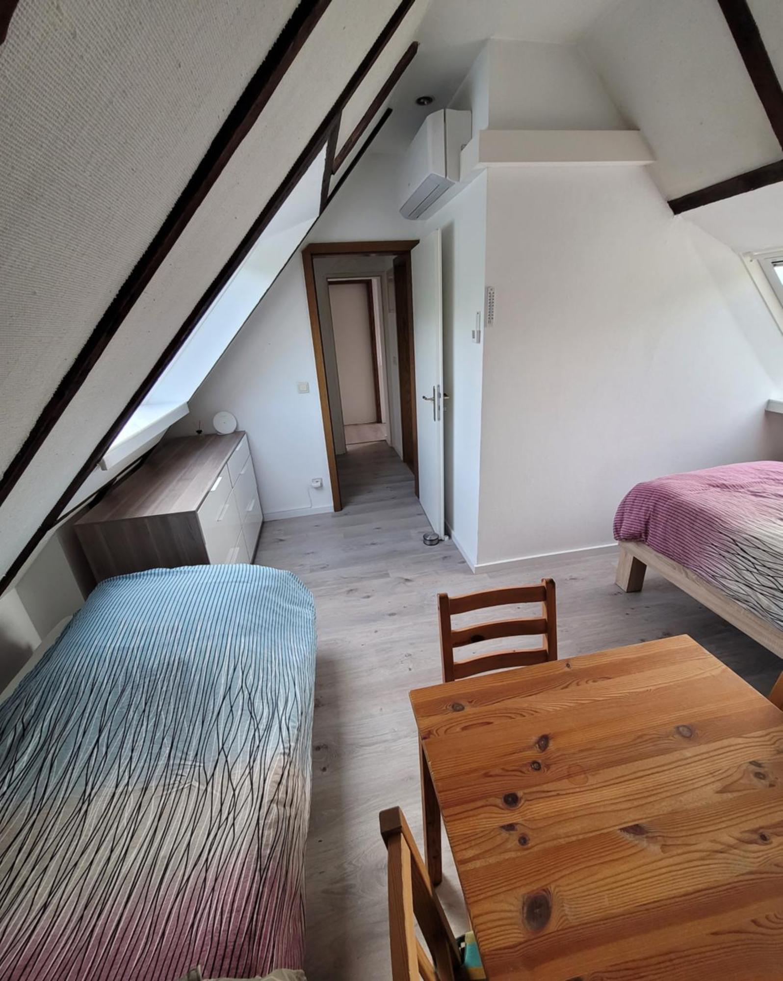 Messezimmer Am Thewissenweg Düsseldorf Extérieur photo