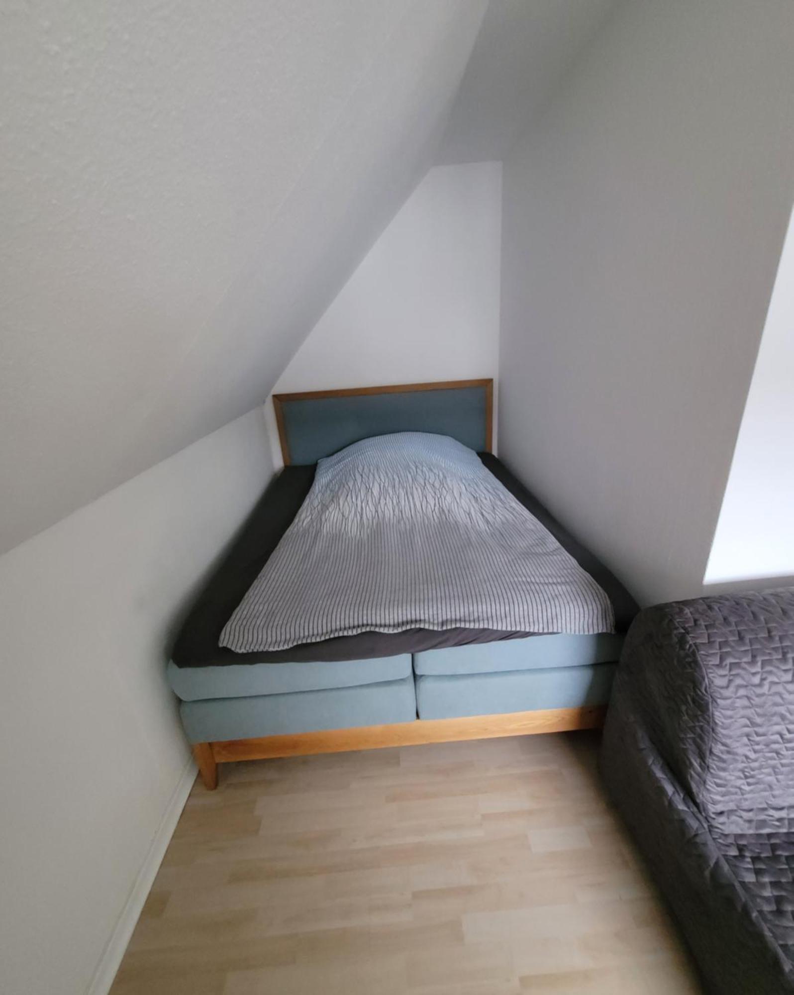 Messezimmer Am Thewissenweg Düsseldorf Chambre photo